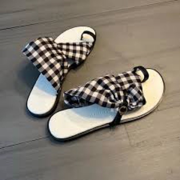 Tory Burch Shelby sandals - Picture 2 of 10